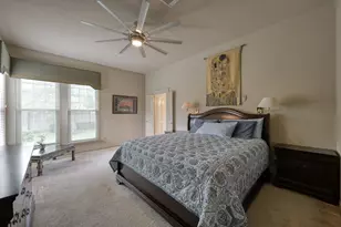 74 W Tapestry Park Cir, The Woodlands, TX 77381 - Photo 16
