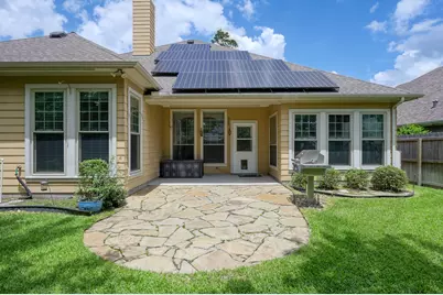 74 W Tapestry Park Circle, The Woodlands, TX 77381 - Photo 32