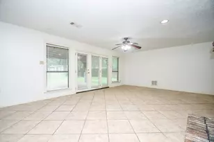 6702 Spring Leaf Dr, Spring, TX 77379 - Photo 28