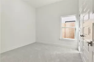 8133 Cabot St, Houston, TX 77078 - Photo 14