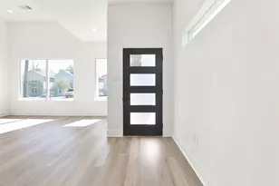 8133 Cabot St, Houston, TX 77078 - Photo 32