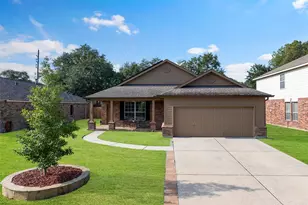 21723 Willow Downs Dr, Tomball, TX 77375 - Photo 2