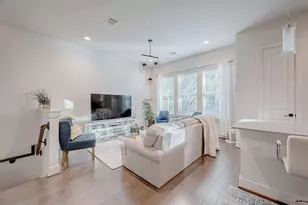 6021 Cypress St, Houston, TX 77074 - Photo 14
