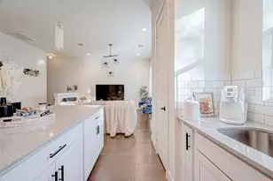 6021 Cypress St, Houston, TX 77074 - Photo 18