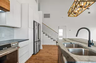 809 W Taylor Ave, Port O'Connor, TX 77982 - Photo 8