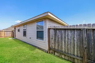 12711 Rio Brazos St, Rosharon, TX 77583 - Photo 2