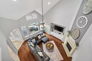 15710 Starcreek Ln, Houston, TX 77044 - Photo 12