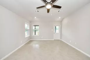 19572 Stripe Hl Bnd, Montgomery, TX 77356 - Photo 28