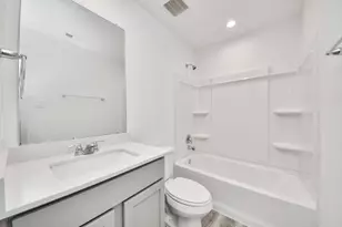 13517 Heritage Mdw Ln, Houston, TX 77047 - Photo 26