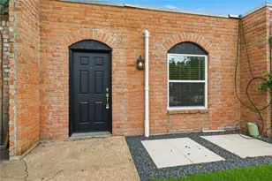 1405 Shadowdale Dr, Houston, TX 77043 - Photo 2