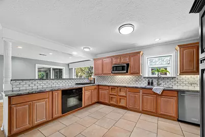 186 Old Bridge Lake, Houston, TX 77069 - Photo 12