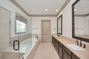 314 W Clay St, Houston, TX 77019 - Photo 32