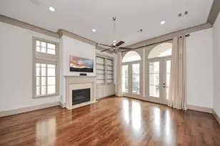 314 W Clay St, Houston, TX 77019 - Photo 14