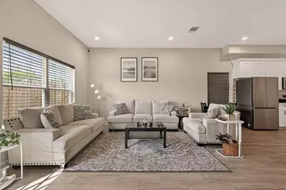 9724 Racine Street, Houston, TX 77029 - Photo 2