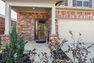 4203 W Bayou Maison Cir, Dickinson, TX 77539 - Photo 4