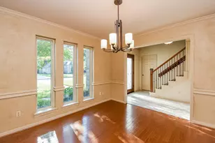 9203 S Pass Ln, Houston, TX 77064 - Photo 8