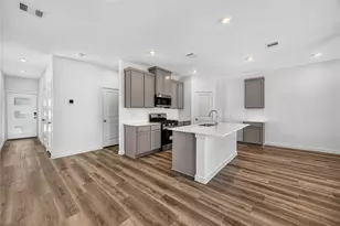 5816 Mansfield Creek Ln, Houston, TX 77091 - Photo 6