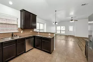 8226 Silent Deep Dr, Rosenberg, TX 77469 - Photo 18