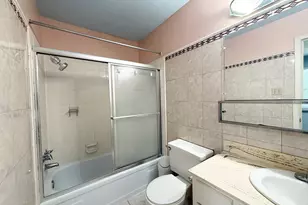 8438 Leawood Blvd, Houston, TX 77072 - Photo 10