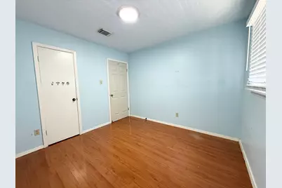 8438 Leawood Blvd #1, Houston, TX 77072 - Photo 8