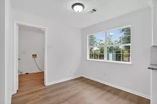 15197 Willis Waukegan Rd, Conroe, TX 77303 - Photo 14