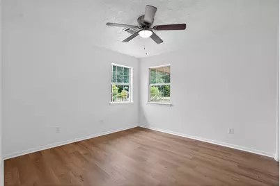 15197 Willis Waukegan Road, Conroe, TX 77303 - Photo 16