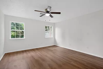 15197 Willis Waukegan Road, Conroe, TX 77303 - Photo 18