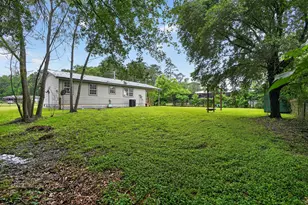 15197 Willis Waukegan Rd, Conroe, TX 77303 - Photo 4