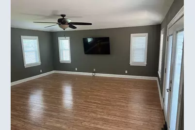 3601 17th Street N, Texas City, TX 77590 - Photo 16