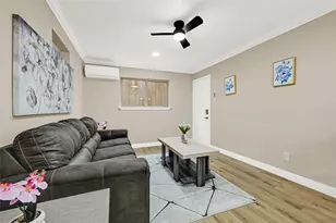 1603 Welch St, Houston, TX 77006 - Photo 10