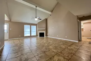 510 Oak Briar Dr, Kemah, TX 77565 - Photo 8