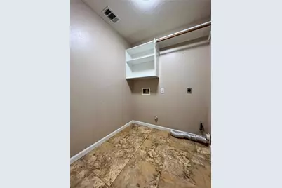 510 Oak Briar Drive, Kemah, TX 77565 - Photo 24