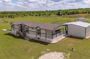 10976 Whiterock Rd, Bremond, TX 76629 - Photo 2