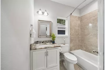 396 Westchase, Montgomery, TX 77316 - Photo 14