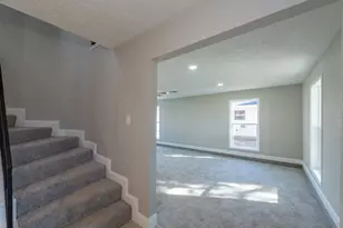 22214 Woodrose Dr, Katy, TX 77450 - Photo 4