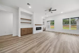 185 Oak Cluster Dr, Columbus, TX 78934 - Photo 4
