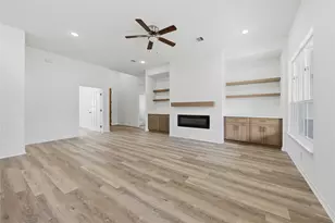 185 Oak Cluster Dr, Columbus, TX 78934 - Photo 4