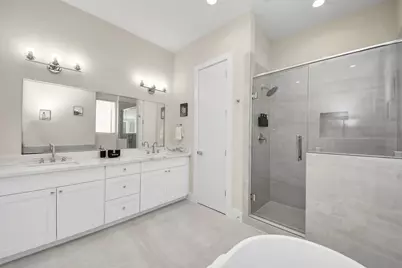5935 Beall Street #B, Houston, TX 77091 - Photo 30
