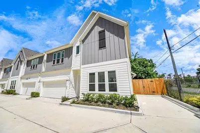 5935 Beall Street #B, Houston, TX 77091 - Photo 1