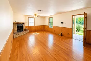 515 County Rd 422, Bronson, TX 75930 - Photo 2