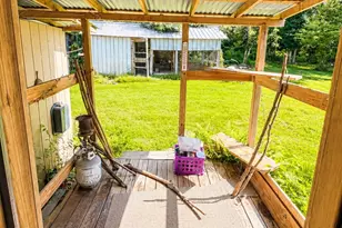 515 County Rd 422, Bronson, TX 75930 - Photo 12