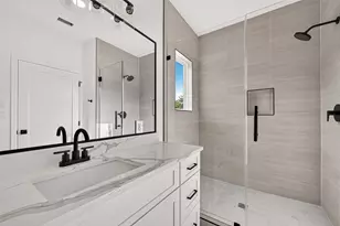 8110 Carver Rd, Houston, TX 77088 - Photo 30
