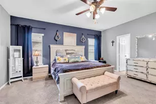 10211 Norway Spruce Ln, Tomball, TX 77375 - Photo 2