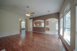 39 Belcarra Pl, The Woodlands, TX 77382 - Photo 6