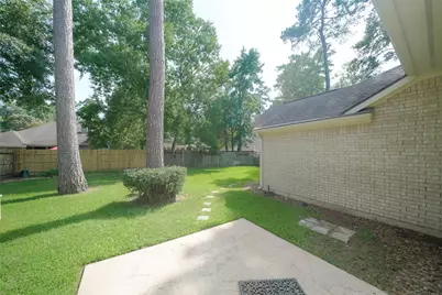 39 Belcarra Place, The Woodlands, TX 77382 - Photo 24