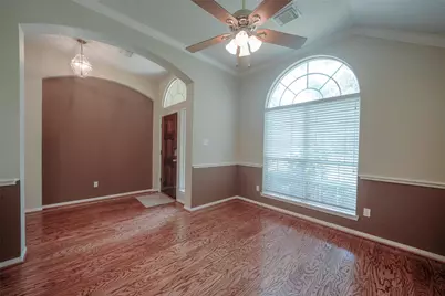 39 Belcarra Place, The Woodlands, TX 77382 - Photo 4