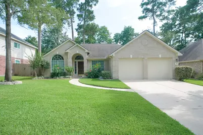 39 Belcarra Place, The Woodlands, TX 77382 - Photo 1