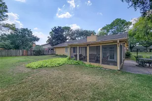 12207 Chartwell Dr, Houston, TX 77031 - Photo 32