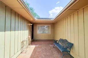 12207 Chartwell Dr, Houston, TX 77031 - Photo 2