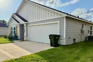 302 Del Monte Dr, Huntsville, TX 77320 - Photo 2